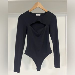 Lightly used Aritzia contour body suit